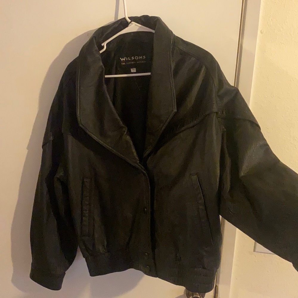 Wilson leather jacket. Size Large.